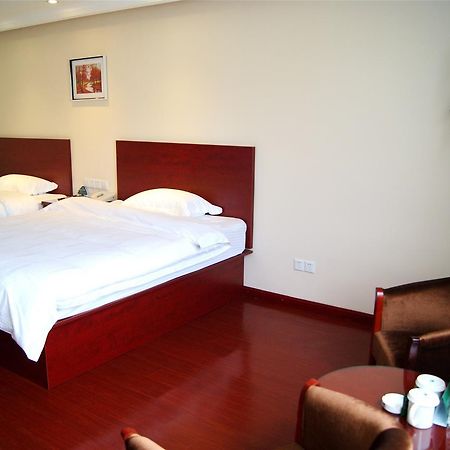 Greentree Inn Jiangsu Zhenjiang Dingmao Industrial Park Wode Square Express Hotel Exterior foto