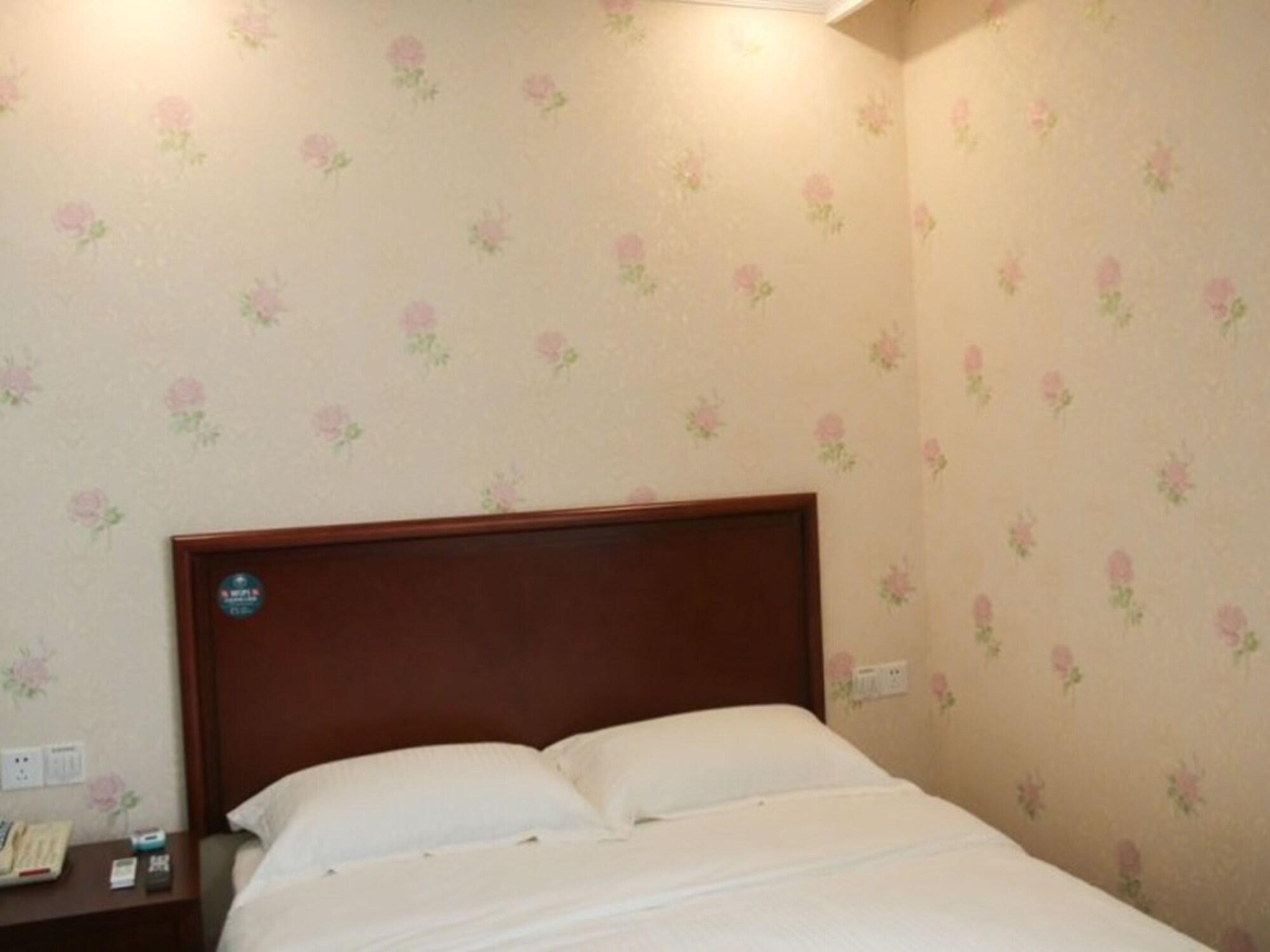 Greentree Inn Jiangsu Zhenjiang Dingmao Industrial Park Wode Square Express Hotel Exterior foto