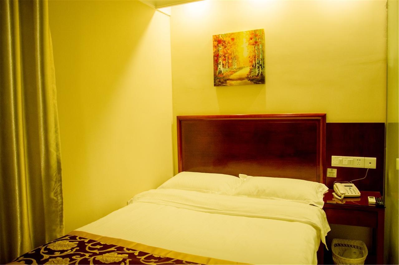 Greentree Inn Jiangsu Zhenjiang Dingmao Industrial Park Wode Square Express Hotel Exterior foto