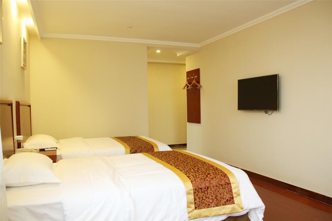 Greentree Inn Jiangsu Zhenjiang Dingmao Industrial Park Wode Square Express Hotel Exterior foto