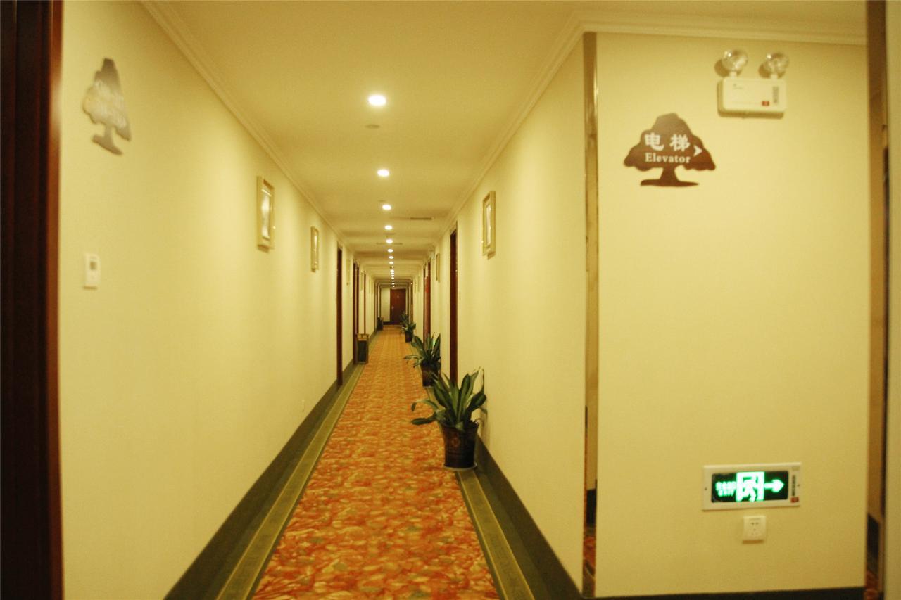 Greentree Inn Jiangsu Zhenjiang Dingmao Industrial Park Wode Square Express Hotel Exterior foto